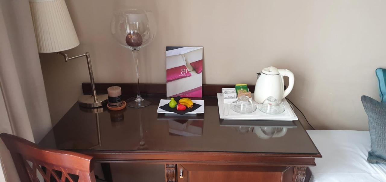 Smart Hotel Gallery House Palermo Esterno foto