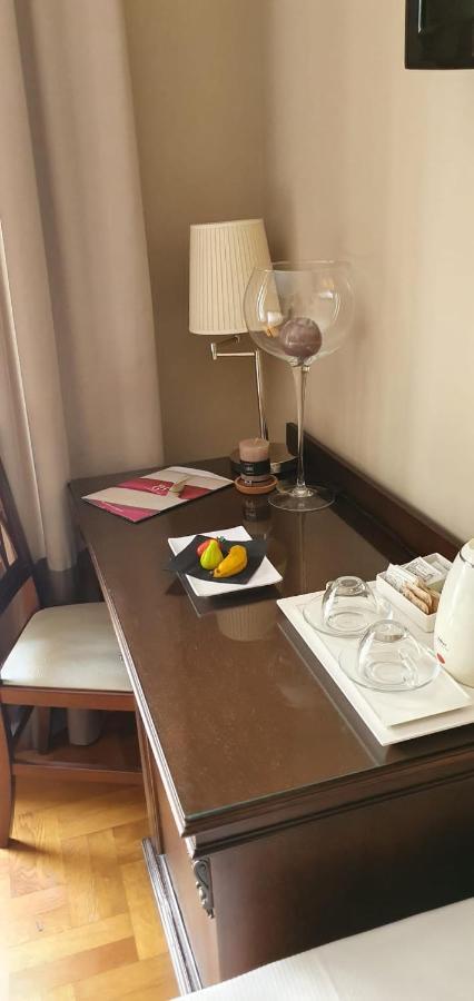 Smart Hotel Gallery House Palermo Esterno foto