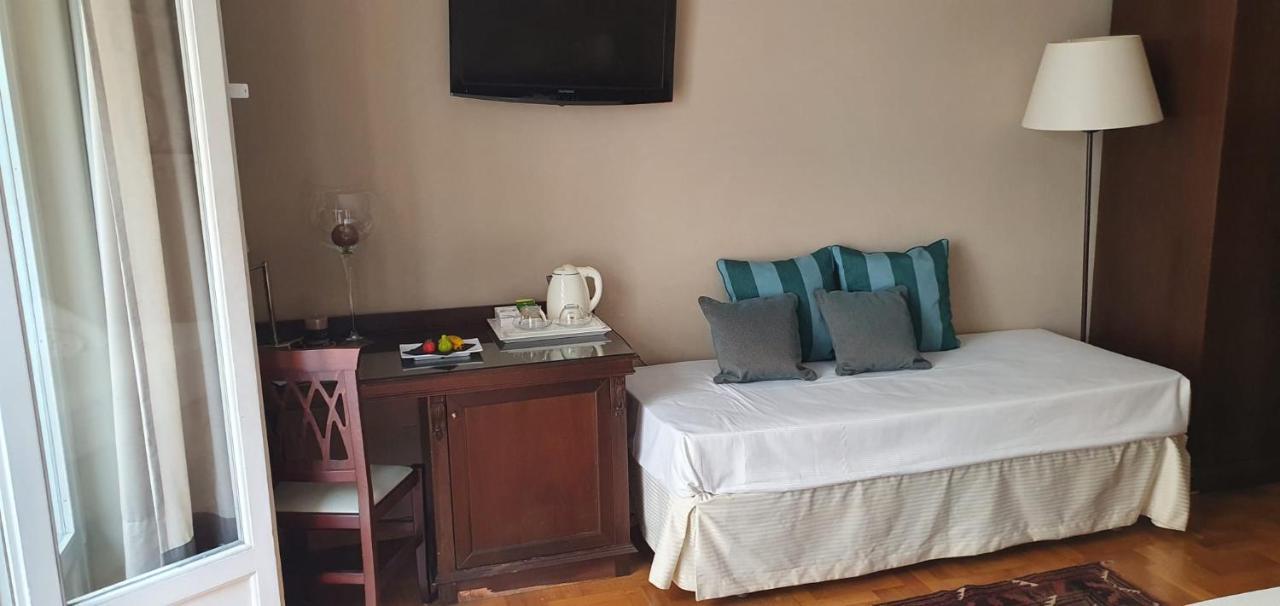 Smart Hotel Gallery House Palermo Esterno foto