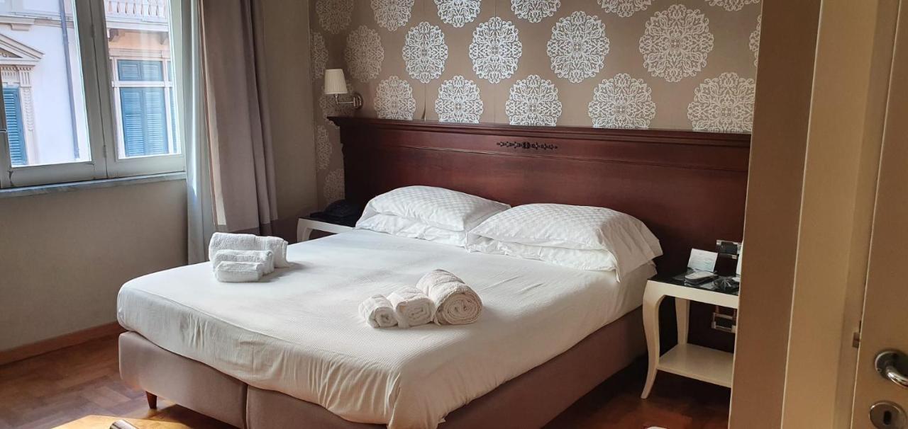 Smart Hotel Gallery House Palermo Esterno foto