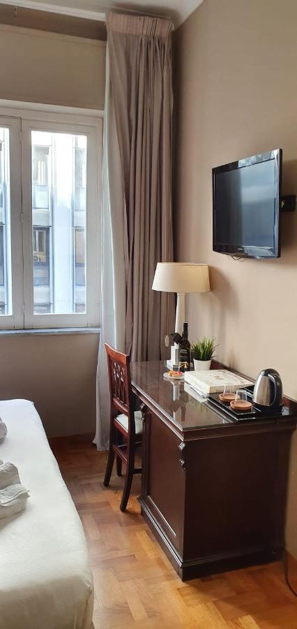Smart Hotel Gallery House Palermo Esterno foto